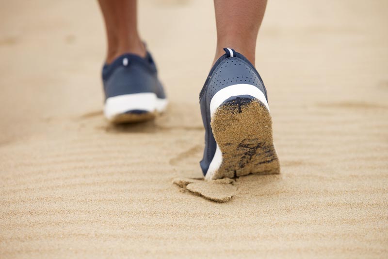 Scarpe comode per camminare benefici