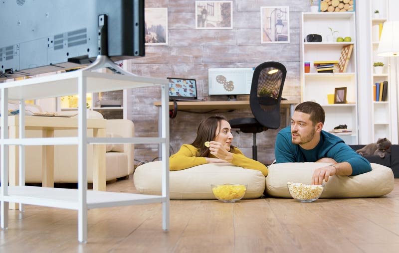 Supporto tv da terra efficace